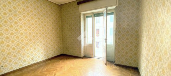 6 bedrooms House in Porte, Italy No. 78150 5