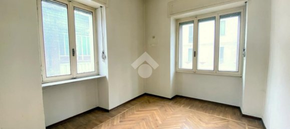 6 bedrooms House in Porte, Italy No. 78150 7