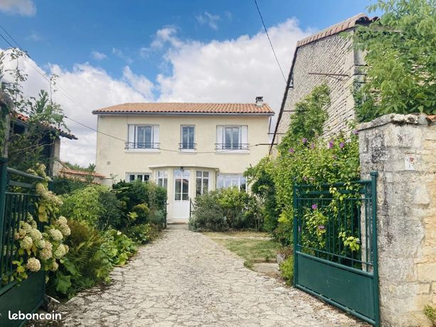 3 Schlafzimmer Haus in Charente, France, Nr. 311525