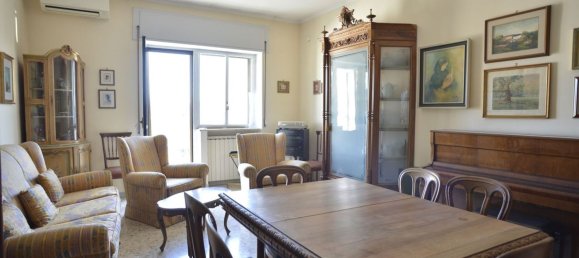 4 Schlafzimmer Wohnung in Bari, Italy, Nr. 381719 30