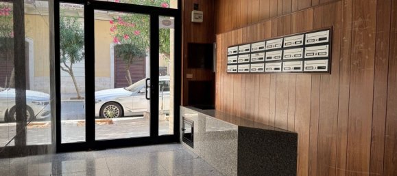 Apartamento de 4 dormitorios en Bari, Italy No. 381719 23