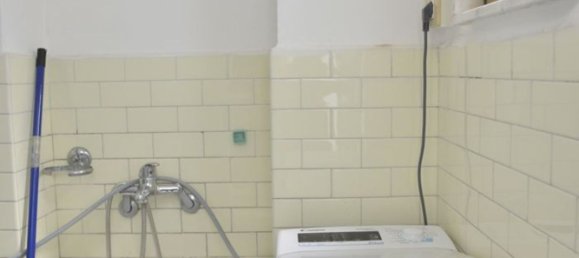 Apartamento de 4 dormitorios en Bari, Italy No. 381719 7