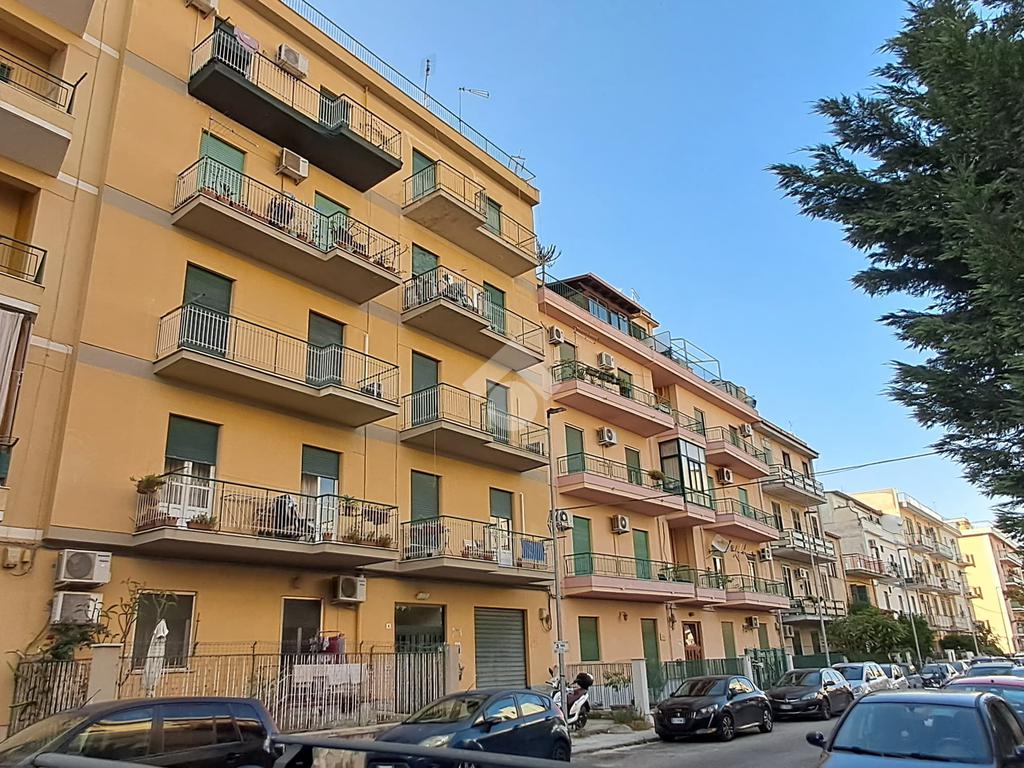2 chambres Appartement à Palermo, Italy No. 356694