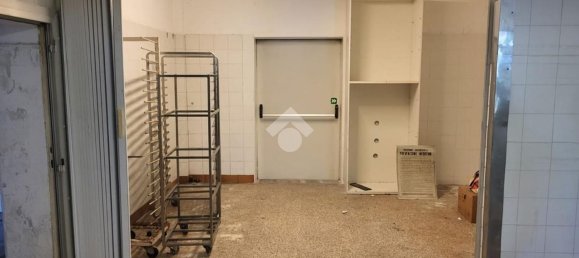 Propiedad comercial en Credaro, Italy 210 m² No. 277855 4