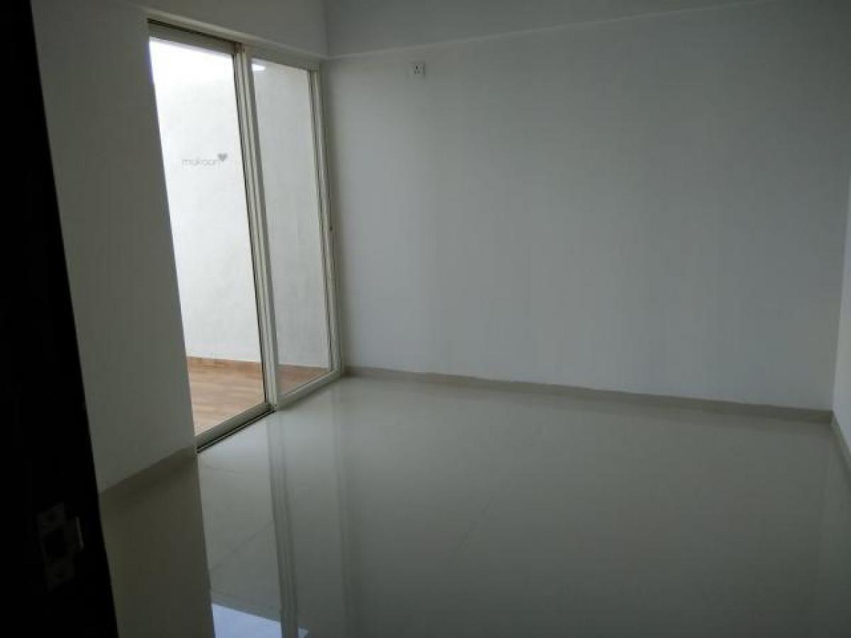 2 bedrooms House in Pune, India No. 46087