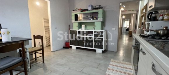 4 rooms Apartment in Figline e Incisa Valdarno, Italy No. 128121 4