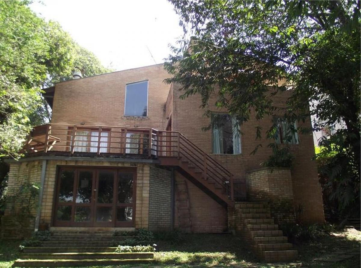 Casa de 3 dormitorios en Sao Paulo, Brazil No. 437604