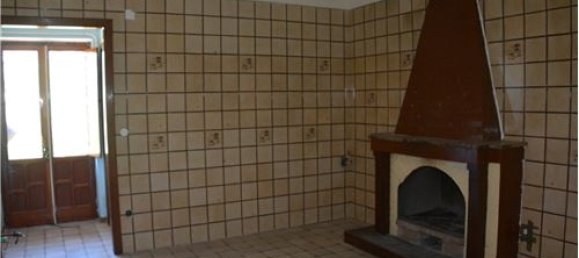 3 bedrooms Villa in Castel di Sasso, Italy No. 289461 4