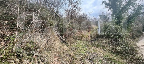 Grundstück in Spoleto, Italy 7000m², Nr. 113888 2