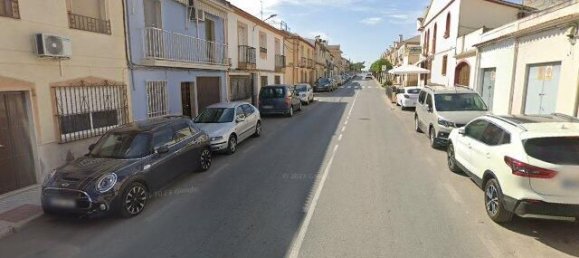 Apartamento de 3 dormitorios en Cabra, Spain No. 137806 2