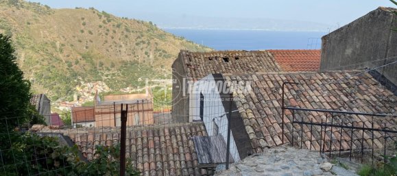 3 rooms Apartment in Itala, Italy No. 275062 5