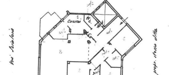 9 bedrooms Apartment in Rome, Italy No. 373854 3