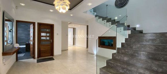 4 غرف نوم فيلا في San Gwann, Malta رقم 10641 11