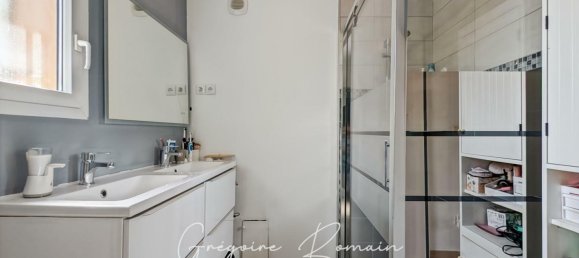 Casa de 3 dormitorios en Saint-Chamas, France No. 348561 12