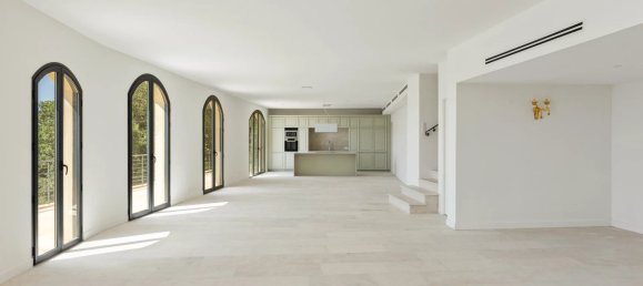 4 bedrooms Villa in Speracedes, France No. 38163 3