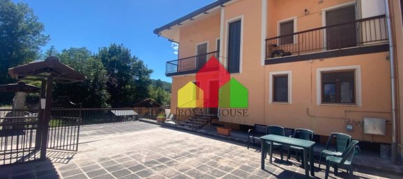 3 Schlafzimmer Wohnung in Castel di Sangro, Italy, Nr. 348140 2