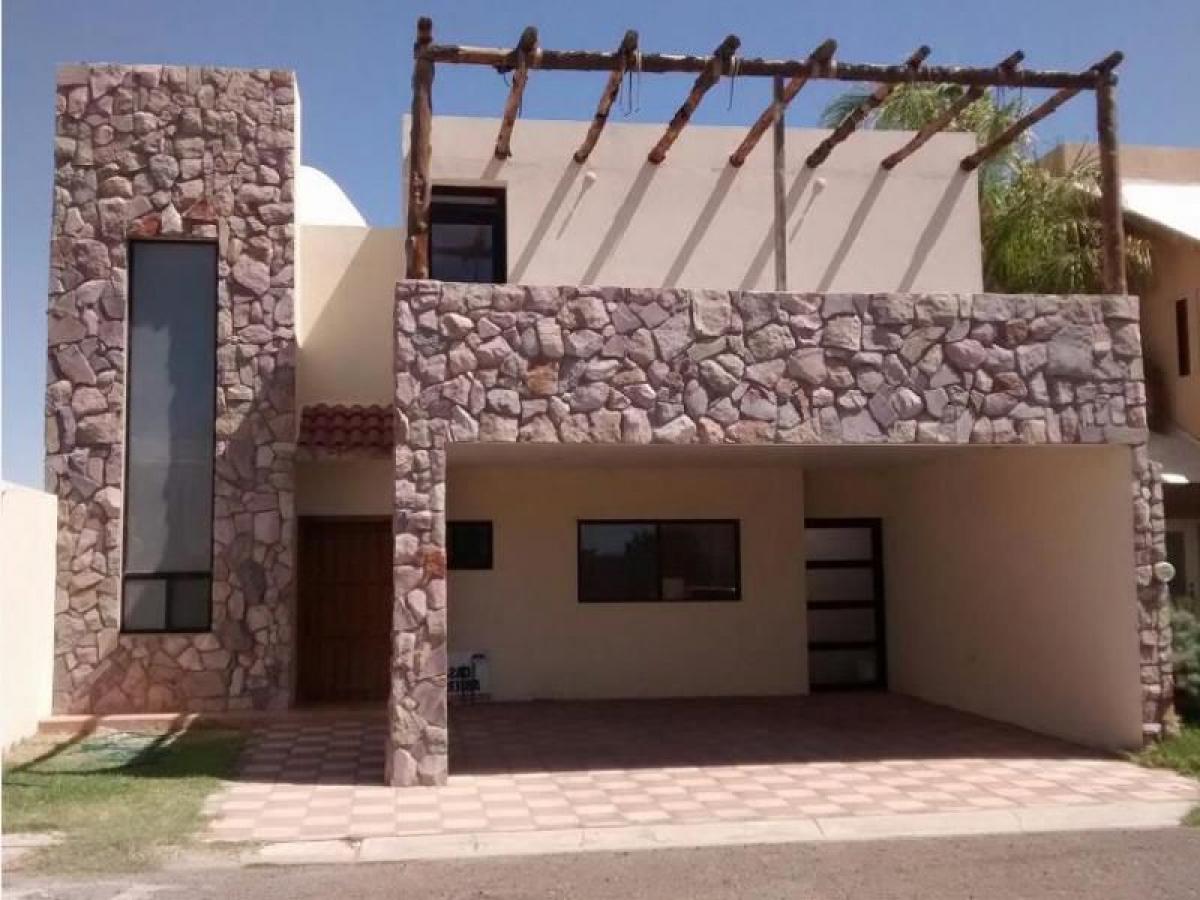 3 bedrooms House in Playa Vicente, Mexico No. 155792