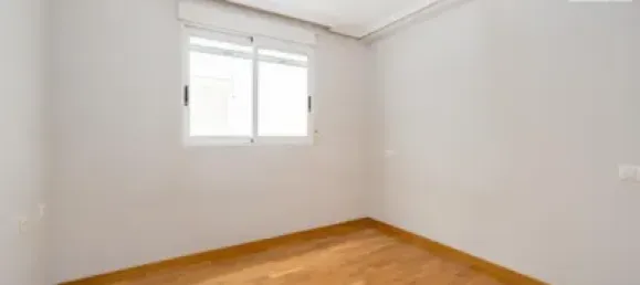 Apartamento de 3 dormitorios en Torrevieja, Spain No. 100203 14