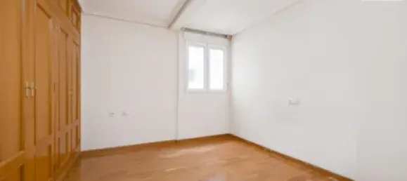 Apartamento de 3 dormitorios en Torrevieja, Spain No. 100203 6