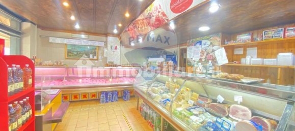 2غرفة عقار تجاري في Catania, Italy رقم 337341 2