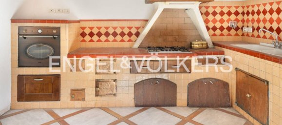 5 bedrooms Villa in Bologna, Italy No. 128037 7