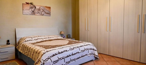 8 rooms House in Ponte Buggianese, Italy No. 106456 8