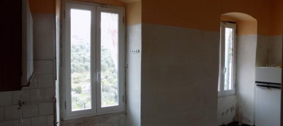4 rooms House in Imperia, Italy No. 234514 2
