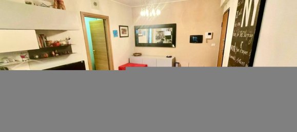 1 bedroom Apartment in Rome, Italy No. 79467 2