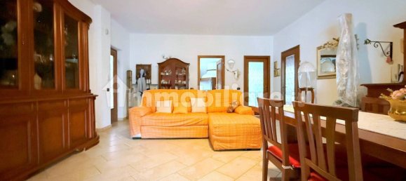 4 Schlafzimmer Villa in Lonate Pozzolo, Italy, Nr. 314929 29
