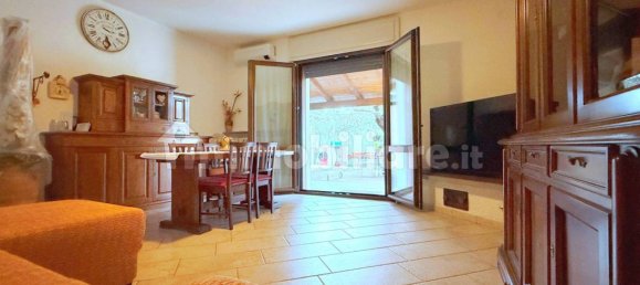 4 Schlafzimmer Villa in Lonate Pozzolo, Italy, Nr. 314929 23
