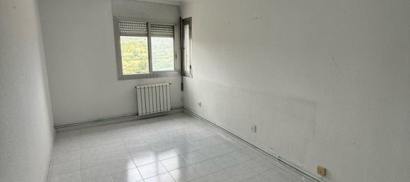 4 bedrooms Apartment in Terrassa, Spain No. 172314 10