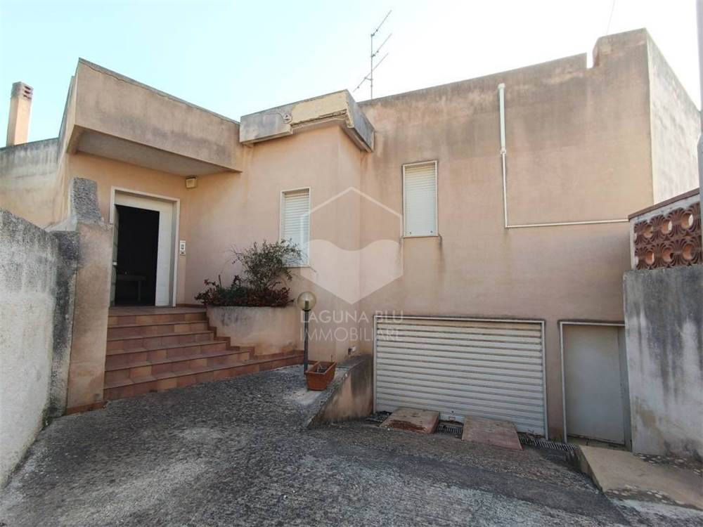 4 Schlafzimmer Haus in Marsala, Italy, Nr. 102082