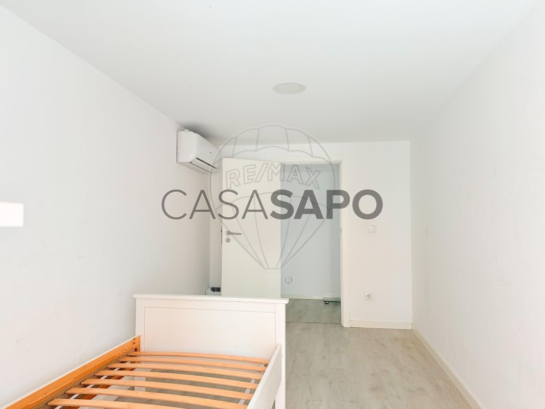 211m² Building in Lisbon, Portugal No. 258801