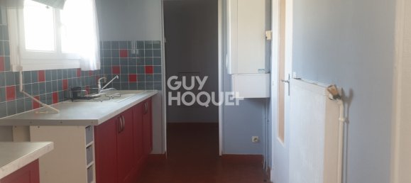 3 bedrooms Apartment in Dreux, France No. 93345 4