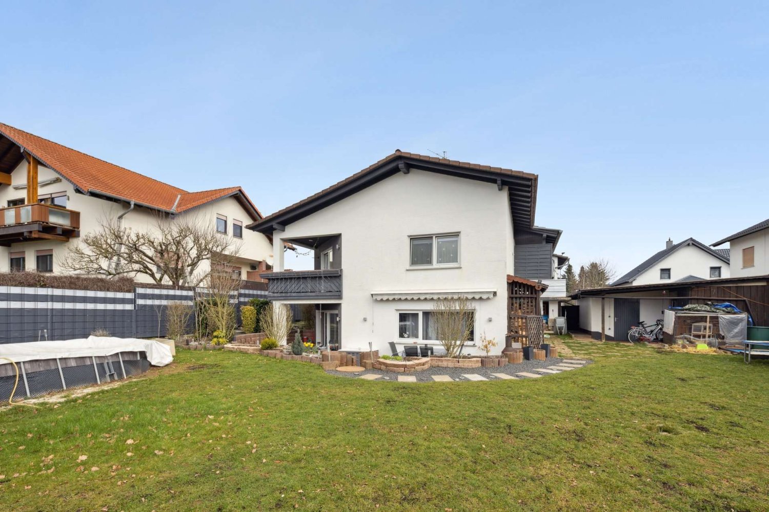 Casa de 9 divisões em Laubach, Germany N.º 106751