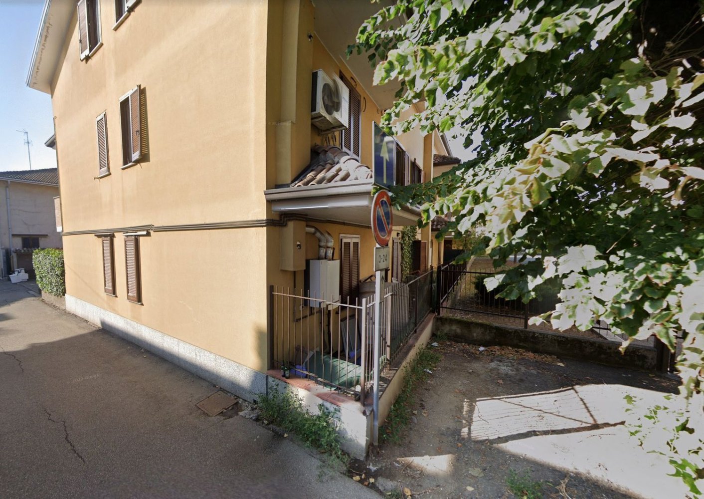 Studio à Origgio, Italy No. 1626