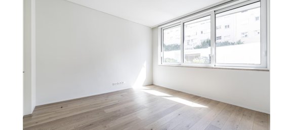 1 bedroom Apartment in Lisbon, Portugal No. 80144 10