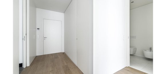 1 bedroom Apartment in Lisbon, Portugal No. 80144 8