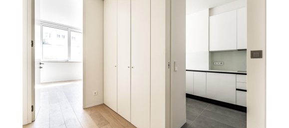 1 bedroom Apartment in Lisbon, Portugal No. 80144 2