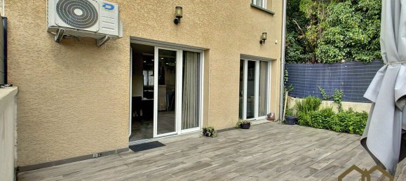 3 bedrooms House in Rhone, France No. 335253 9