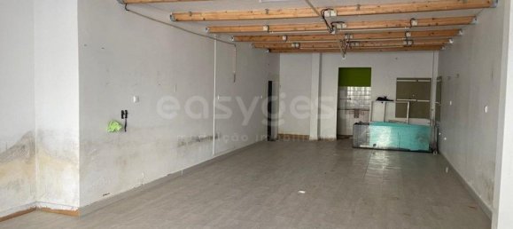 Gewerbliche Immobilie in Loures, Portugal 83m², Nr. 285308 2