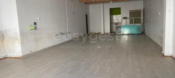 Gewerbliche Immobilie in Loures, Portugal 83m², Nr. 285308 3