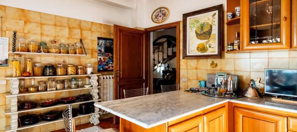 5 bedrooms Villa in Rome, Italy No. 320930 11