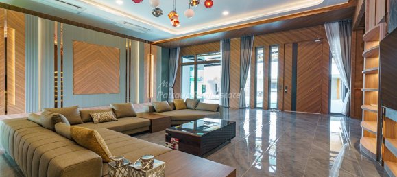 6 bedrooms Cafe / restaurant in Pattaya, Thailand No. 10606 12