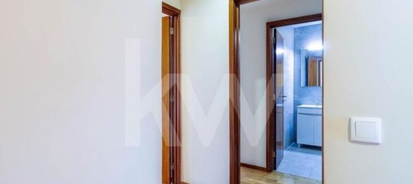 2 bedrooms Apartment in Porto, Portugal No. 47621 5