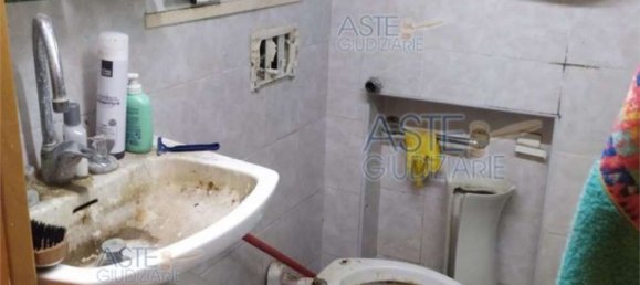 Apartamento de 3 dormitorios en Scafa, Italy No. 380969 9