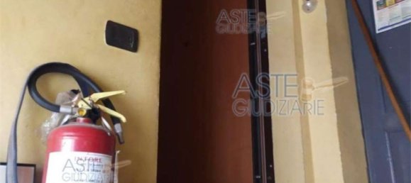 Apartamento de 3 dormitorios en Scafa, Italy No. 380969 16