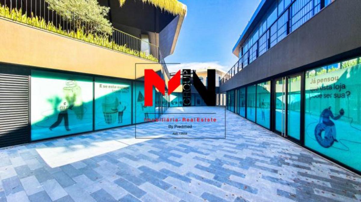 112m² Shop in Funchal, Portugal No. 1818