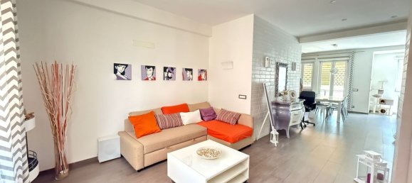 5 bedrooms Apartment in Rome, Italy No. 335207 10