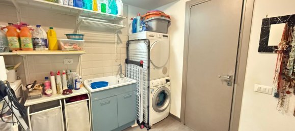 5 bedrooms Apartment in Rome, Italy No. 335207 13